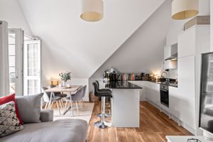 Photo 15- click for photo gallery